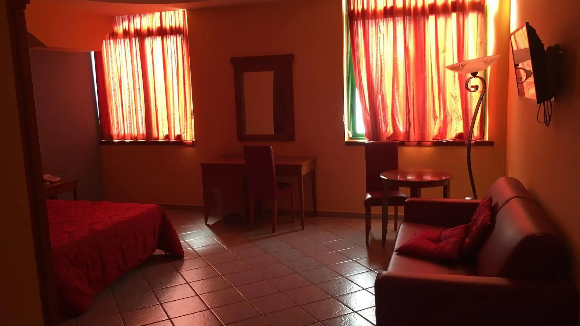 Hotel Stefano A Melito Melito di Napoli 3*,